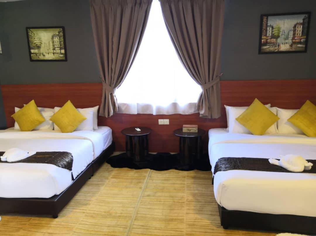 Alia Residence Business Resort Padang Mat Sirat Екстер'єр фото