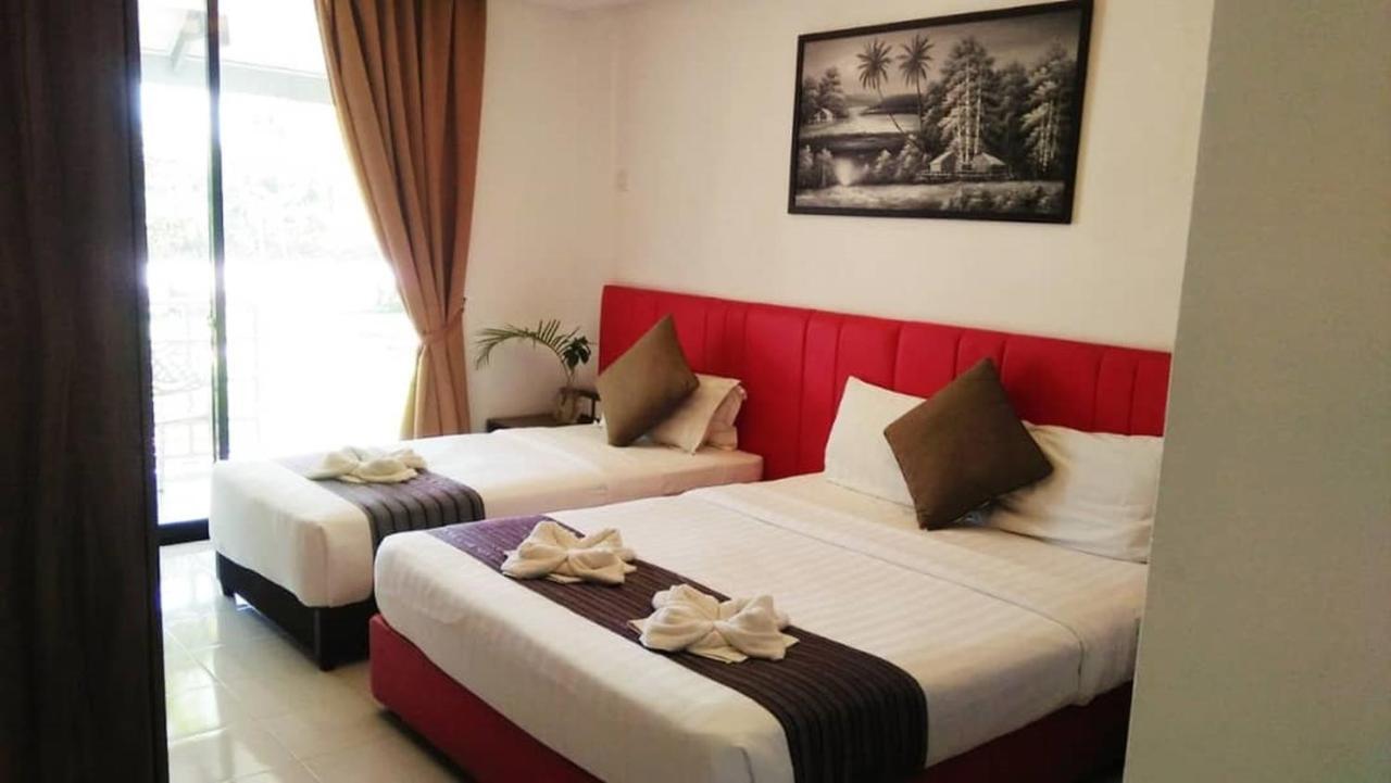 Alia Residence Business Resort Padang Mat Sirat Екстер'єр фото