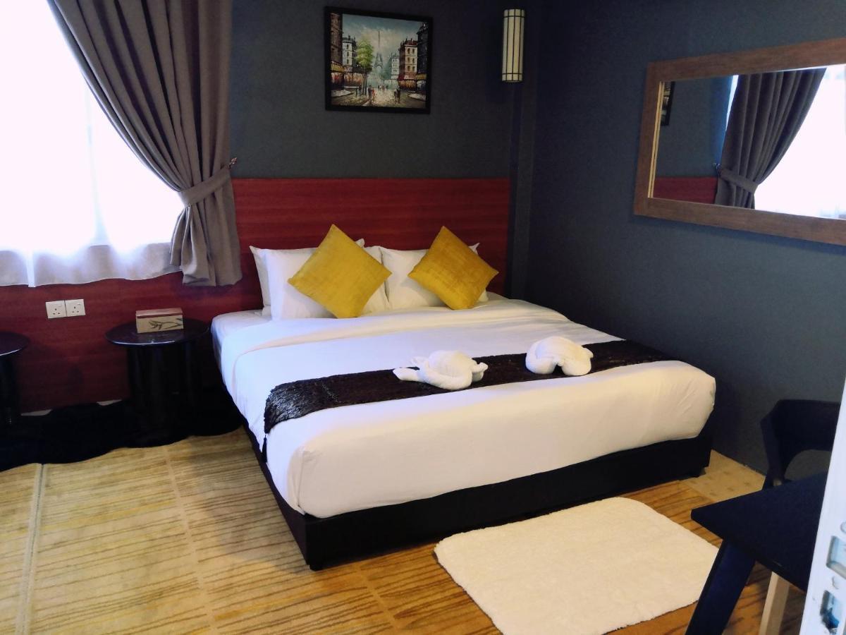 Alia Residence Business Resort Padang Mat Sirat Екстер'єр фото